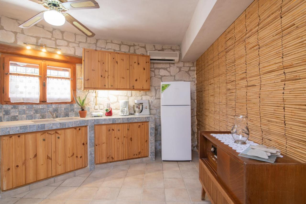 Gerakomylos Stone House Vasilikos  Luaran gambar